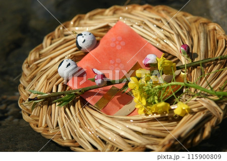 鳥取 四季の散歩 用瀬の流し雛 鳥取 四季の散歩 用瀬の流し雛 115900809