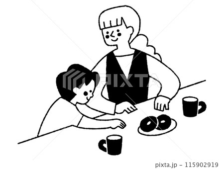 おやつを食べようとしている男の子と母親_2 115902919