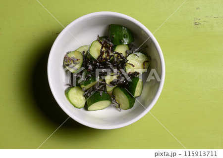 きゅうりと塩昆布のごま油和え 115913711