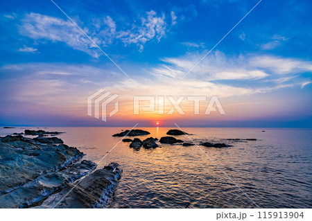 京都 丹後半島 間人の夕陽 京都 丹後半島 間人の夕陽 115913904