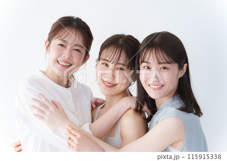 笑顔の女性たち 笑顔の女性たち 115915338