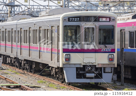 京王線　高尾山行き　急行　準特急　8000系による特急 115916412