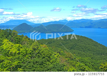 洞爺湖を有珠山より望む【北海道壮瞥町】 洞爺湖を有珠山より望む【北海道壮瞥町】 115917733