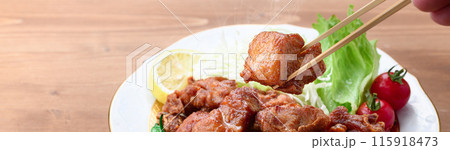 鶏の唐揚げ 鶏の唐揚げ 115918473