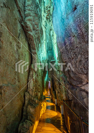 龍泉洞　百間廊下 115919091