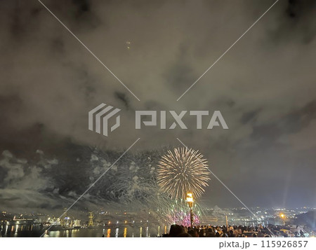 Fireworks over the walls of the old city of Valetta, Malta with panoramic view. 115926857