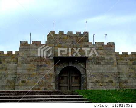Medieval fortress entrance 115928052