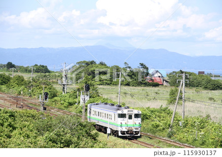 函館本線　キハ40　普通列車 115930137