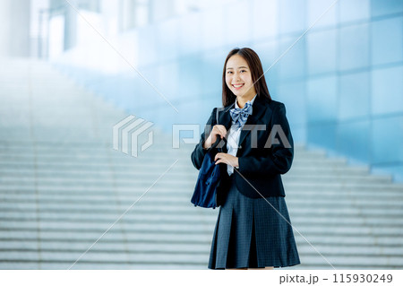 女子高生 学校 制服 女子高生 学校 制服 115930249