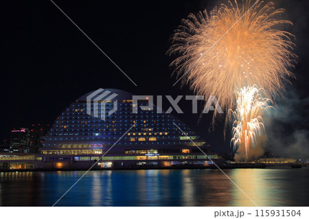 みなとこうべ海上花火大会(兵庫県神戸市) みなとこうべ海上花火大会(兵庫県神戸市) 115931504