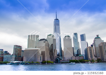 Manhattan from Hudson river 115932160