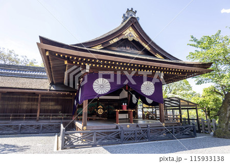 京都/伏見稲荷大社の能舞台(2024年5月3日撮影) 京都/伏見稲荷大社の能舞台(2024年5月3日撮影) 115933138