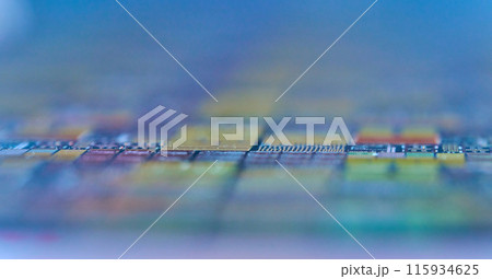 シリコンウエハのクローズアップ 115934625