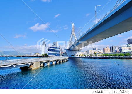 青森ウォーターフロントの風景 青森ウォーターフロントの風景 115935820