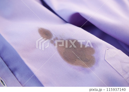 Oil stain on purple color cloth. 115937140