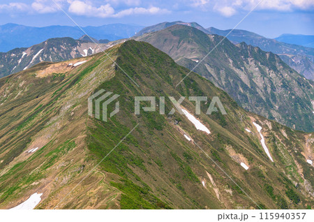 初夏の谷川連峰・ぐんま県境稜線トレイル 115940357