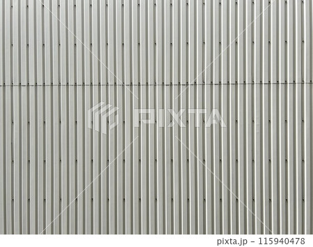 サイディングの外壁 115940478