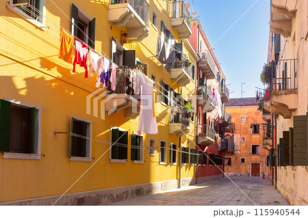 Colorful Alley in Canareggio, Venice, Italy 115940544