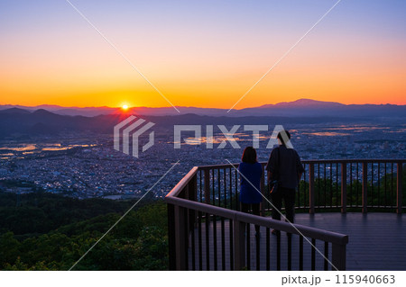 西蔵王公園展望広場・夕景 115940663