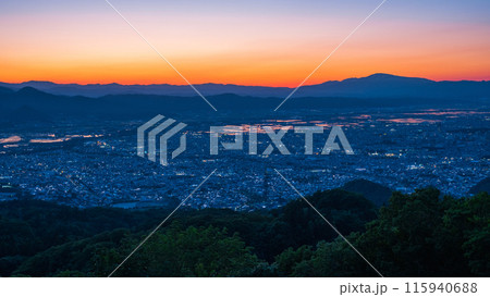 西蔵王公園展望広場・夕景 115940688