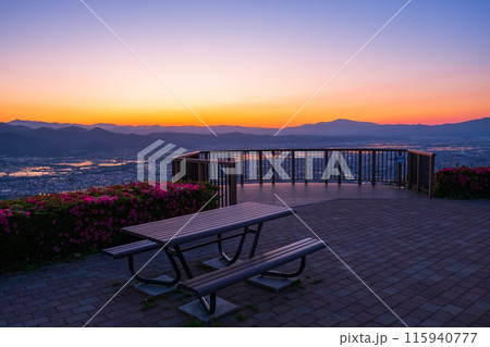 西蔵王公園展望広場・夕景 115940777