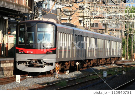 【東武】70090型（東武スカイツリーライン：春日部駅） 115940781