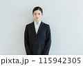 リクルートスーツの女性 フレッシャーズ　女子大生 115942305