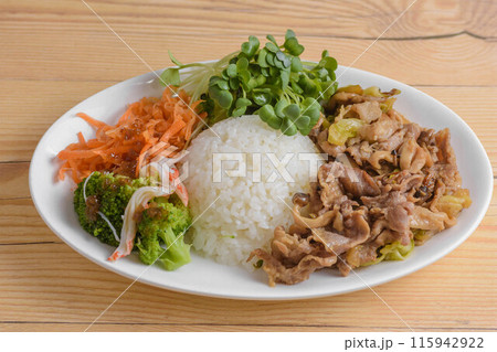 焼き肉のワンプレートランチ 115942922