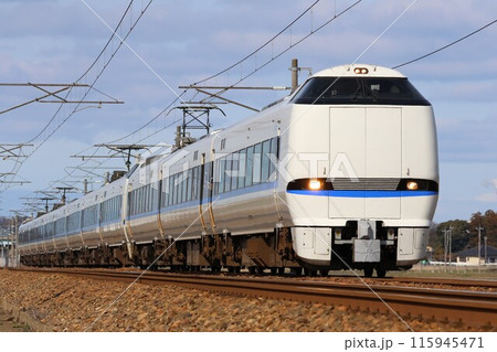 【JR西日本】683系「サンダーバード」（北陸本線：芦原温泉〜丸岡） 115945471
