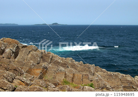 佐賀県唐津市の絶景スポット　七ツ釜園地の眺望 115948695