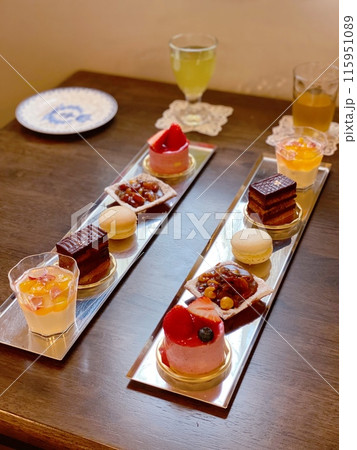 カフェケーキバイキング 115951089