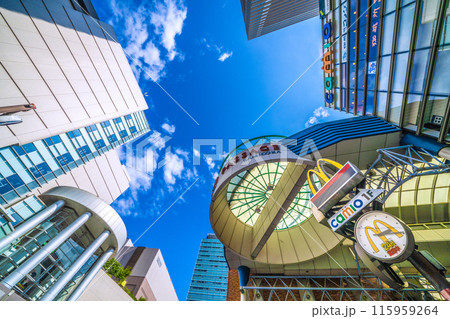 日本の横浜都市景観 6月。上大岡駅前などを望む＝3日 115959264