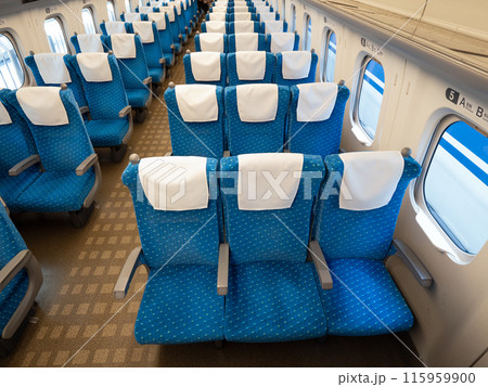 東海道新幹線の客席 115959900