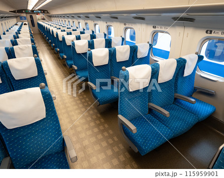 東海道新幹線の客席 115959901
