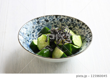 きゅうりと塩昆布のごま油和え きゅうりと塩昆布のごま油和え 115960045