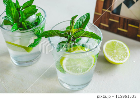 ブラックペパーミントでモヒート ブラックペパーミントでモヒート 115961335