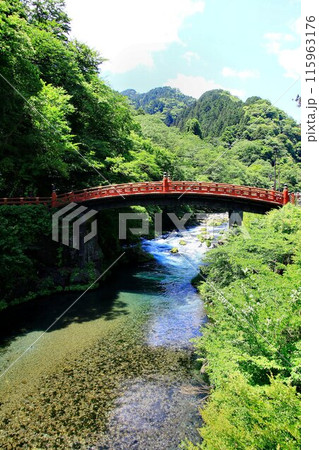 初夏・日光の清流… 水量豊かな大谷川と神橋・二荒山神社 115963176