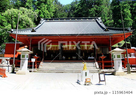 御縁を求め初夏の日光へ… 新緑の二荒山神社 御縁を求め初夏の日光へ… 新緑の二荒山神社 115963404