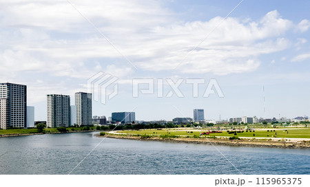 city in the river 115965375