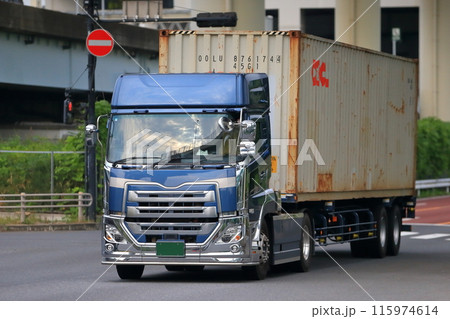 トレーラートラック 115974614