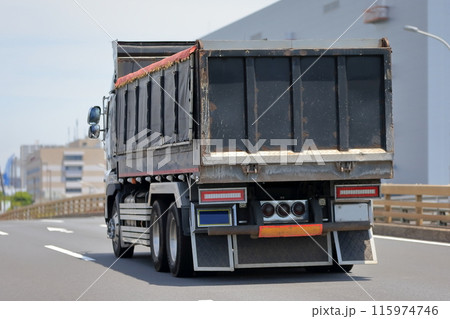 産業廃棄物収集運搬車 産業廃棄物収集運搬車 115974746