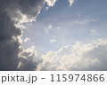 雨上がりの雨雲空 115974866