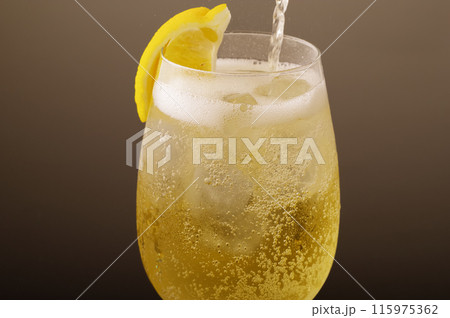 キンキンに冷えたハイボール 115975362