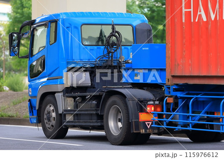 トレーラートラック 115976612