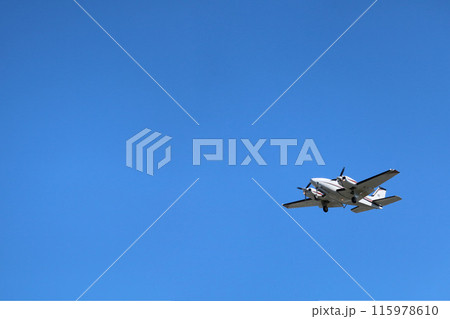 [愛知県]名古屋空港での航空機 115978610