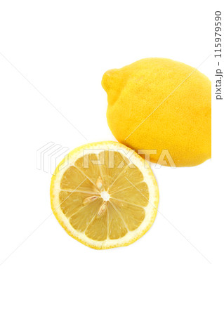 新鮮なレモン 115979590
