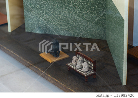 京都伝統工芸　置物と屏風 115982420