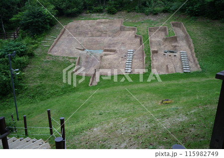 〈島根県〉荒神谷遺跡　展望台からの眺め 115982749