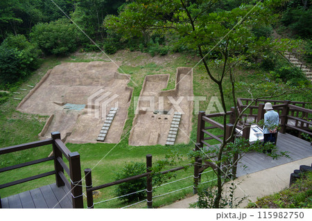 〈島根県〉荒神谷遺跡 展望台からの眺め 〈島根県〉荒神谷遺跡 展望台からの眺め 115982750