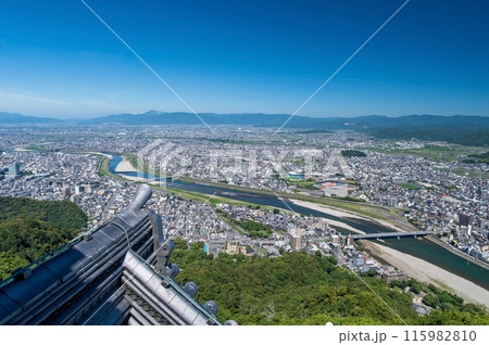【岐阜城】天守閣展望台から望む大パノラマ 115982810